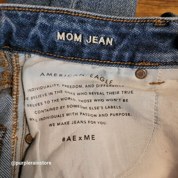 American Eagle Jeans 2 R Mom High Rise Crop Raw Hem Medium Wash Stretch Denim - Picture 5 of 12